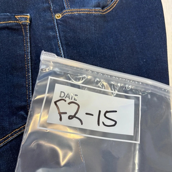 Frame Jeans Ali High Rise Cigarette 25 Dark Wash - Picture 8 of 8